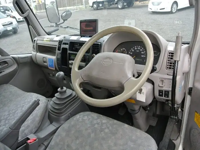 日野 デュトロ 小型 高所・建柱車 高所作業車 PB-XZU368Mの中古トラック画像6