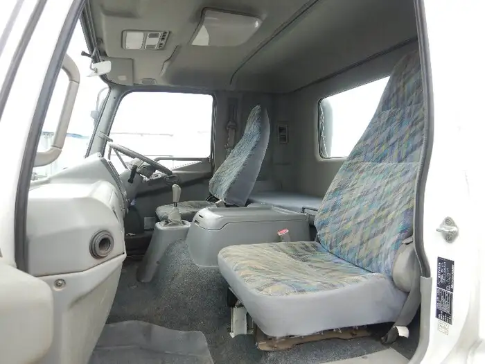 三菱 ファイター 中型/増トン 車両重機運搬 ベッド PA-FK61FKの中古トラック画像7